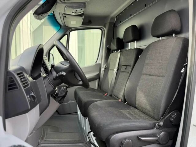 Белый Мерседес Sprinter, объемом двигателя 2.2 л и пробегом 70 тыс. км за 6500 $, фото 8 на Automoto.ua