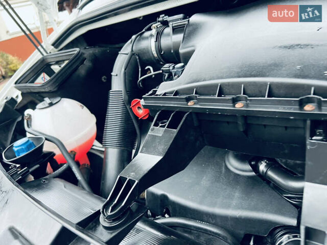 Белый Мерседес Sprinter, объемом двигателя 2.1 л и пробегом 410 тыс. км за 17500 $, фото 41 на Automoto.ua