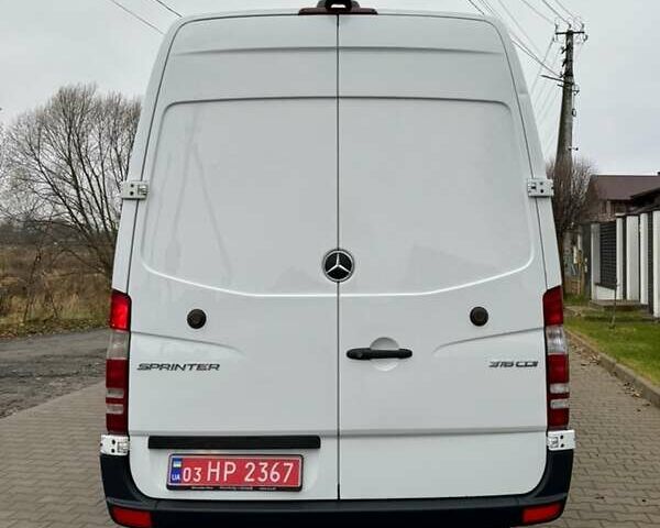 Белый Мерседес Sprinter, объемом двигателя 2.2 л и пробегом 245 тыс. км за 18800 $, фото 8 на Automoto.ua