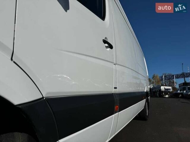 Мерседес Sprinter 2016 у Вінниці на Automoto.ua Білий Мерседес Sprinter, об'ємом двигуна 2.2 л та пробігом 316 тис. км за 14999 $, фото 15 на Automoto.ua