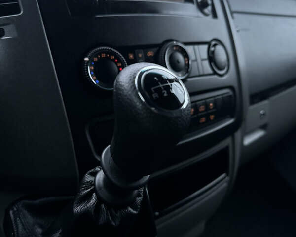 Білий Мерседес Sprinter, об'ємом двигуна 2.2 л та пробігом 245 тис. км за 18700 $, фото 16 на Automoto.ua