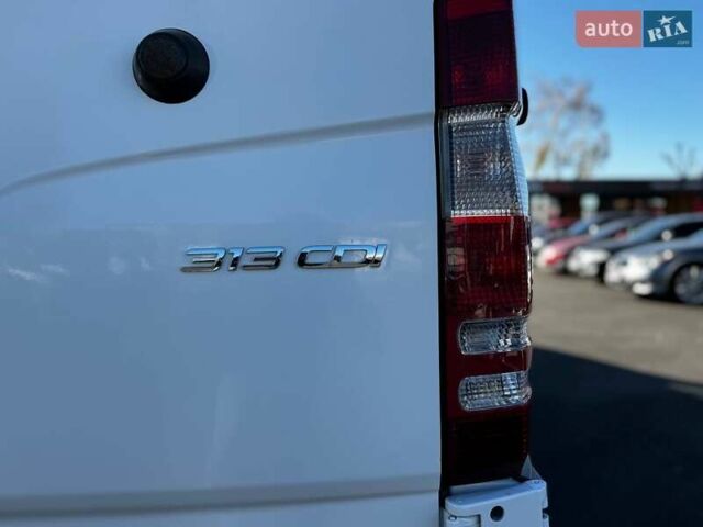 Мерседес Sprinter 2016 у Вінниці на Automoto.ua Білий Мерседес Sprinter, об'ємом двигуна 2.2 л та пробігом 316 тис. км за 14999 $, фото 8 на Automoto.ua