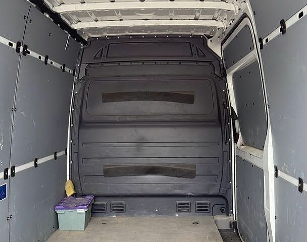 Белый Мерседес Sprinter, объемом двигателя 2.14 л и пробегом 305 тыс. км за 19300 $, фото 4 на Automoto.ua