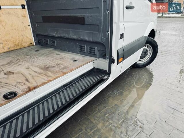 Белый Мерседес Sprinter, объемом двигателя 2.2 л и пробегом 298 тыс. км за 13900 $, фото 24 на Automoto.ua