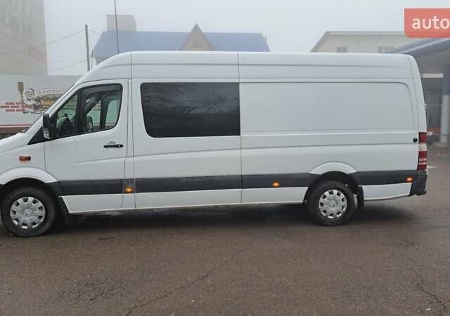 Білий Мерседес Sprinter, об'ємом двигуна 2.2 л та пробігом 293 тис. км за 28000 $, фото 4 на Automoto.ua