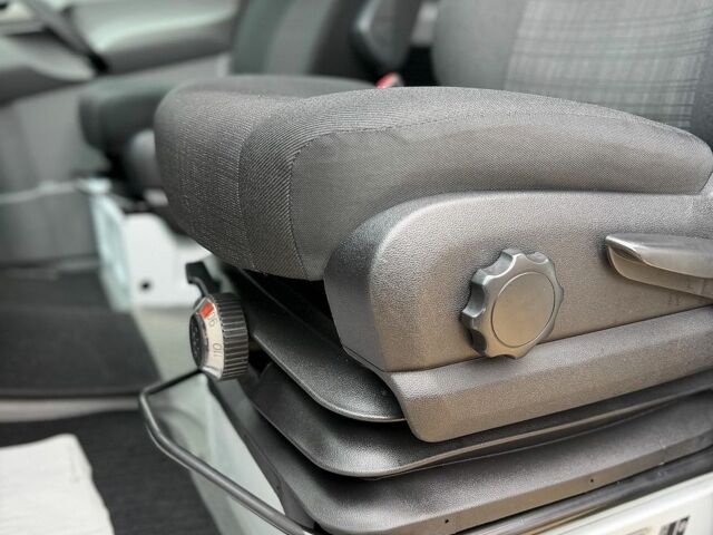 Білий Мерседес Sprinter, об'ємом двигуна 2.2 л та пробігом 180 тис. км за 22200 $, фото 33 на Automoto.ua
