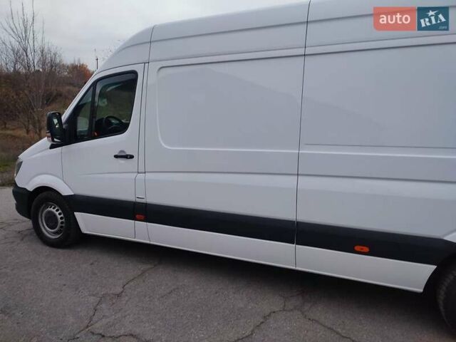Білий Мерседес Sprinter, об'ємом двигуна 3 л та пробігом 360 тис. км за 30000 $, фото 6 на Automoto.ua