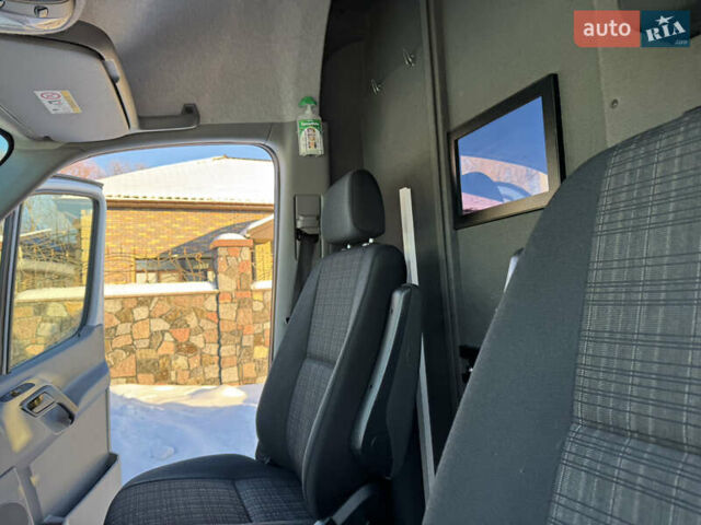Білий Мерседес Sprinter, об'ємом двигуна 2.2 л та пробігом 387 тис. км за 18850 $, фото 48 на Automoto.ua