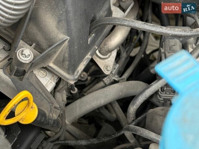 Белый Мерседес Sprinter, объемом двигателя 2.14 л и пробегом 358 тыс. км за 19300 $, фото 14 на Automoto.ua