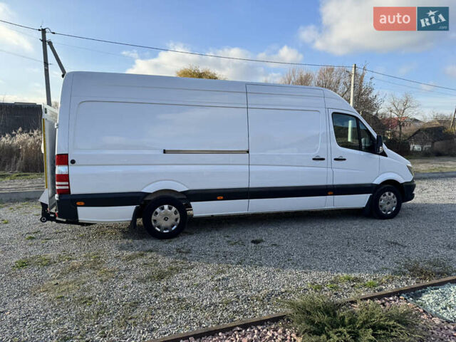 Белый Мерседес Sprinter, объемом двигателя 1.8 л и пробегом 378 тыс. км за 18300 $, фото 22 на Automoto.ua