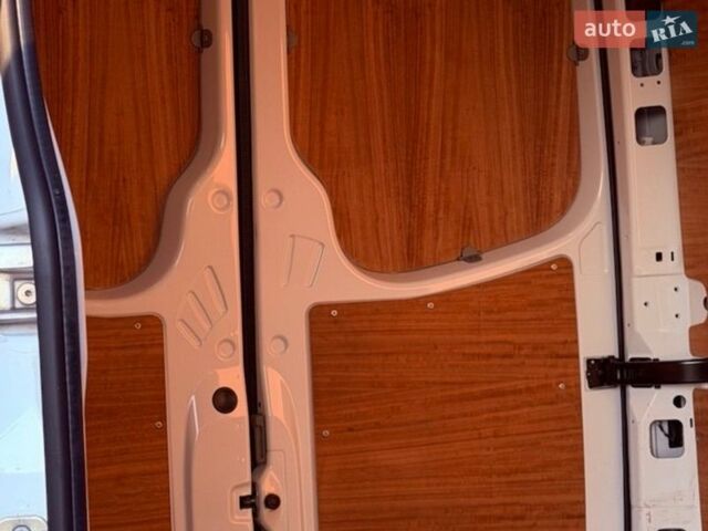 Білий Мерседес Sprinter, об'ємом двигуна 2.14 л та пробігом 228 тис. км за 20500 $, фото 16 на Automoto.ua