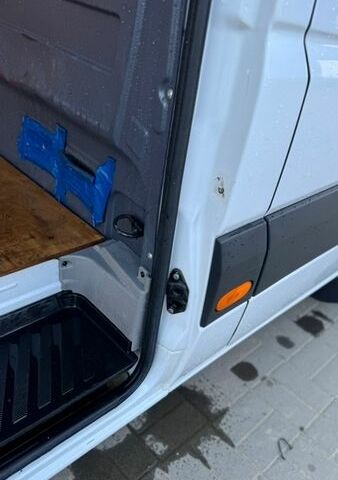 Белый Мерседес Sprinter, объемом двигателя 2.14 л и пробегом 380 тыс. км за 16800 $, фото 50 на Automoto.ua