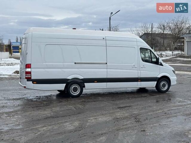 Белый Мерседес Sprinter, объемом двигателя 2.2 л и пробегом 336 тыс. км за 23000 $, фото 14 на Automoto.ua