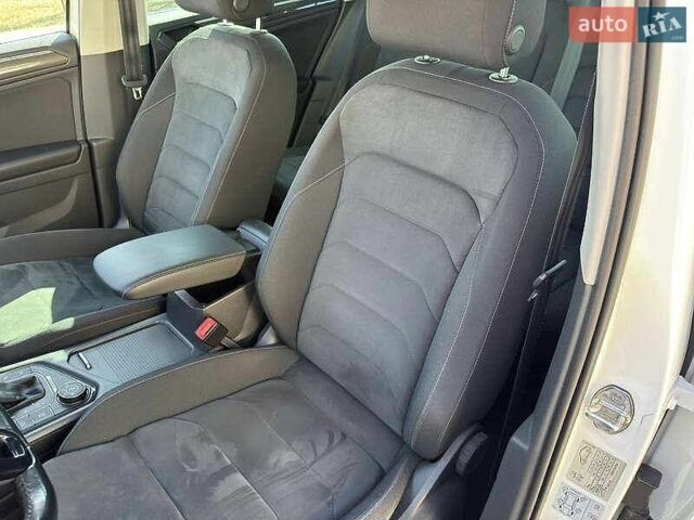 Білий Мерседес Sprinter, об'ємом двигуна 3 л та пробігом 304 тис. км за 34800 $, фото 55 на Automoto.ua