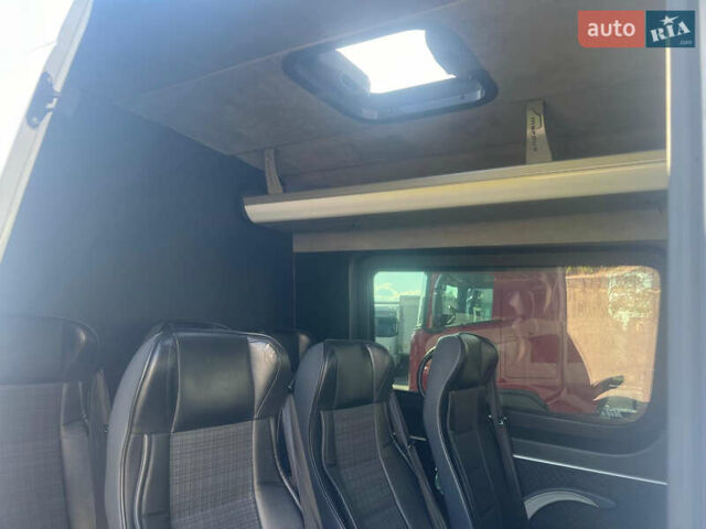 Білий Мерседес Sprinter, об'ємом двигуна 3 л та пробігом 540 тис. км за 30000 $, фото 17 на Automoto.ua