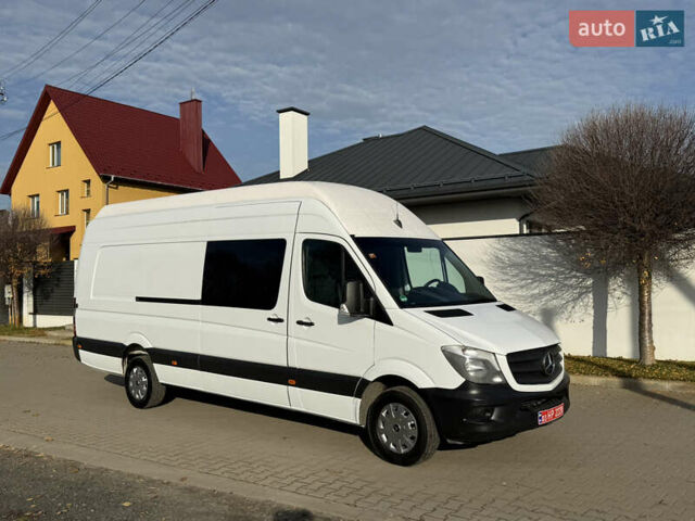Белый Мерседес Sprinter, объемом двигателя 2.2 л и пробегом 316 тыс. км за 18900 $, фото 1 на Automoto.ua