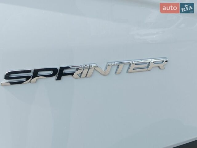 Белый Мерседес Sprinter, объемом двигателя 2.1 л и пробегом 351 тыс. км за 19000 $, фото 44 на Automoto.ua