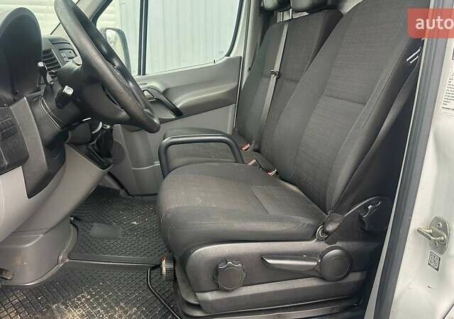 Білий Мерседес Sprinter, об'ємом двигуна 3 л та пробігом 364 тис. км за 28000 $, фото 6 на Automoto.ua