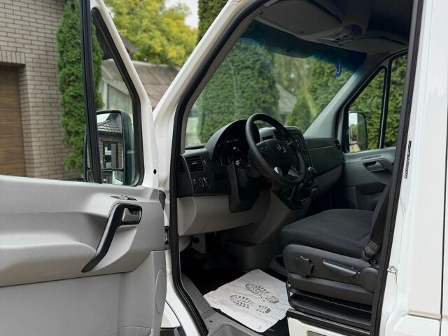 Білий Мерседес Sprinter, об'ємом двигуна 2.2 л та пробігом 180 тис. км за 22200 $, фото 27 на Automoto.ua