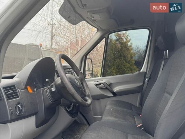 Білий Мерседес Sprinter, об'ємом двигуна 2.99 л та пробігом 417 тис. км за 29000 $, фото 4 на Automoto.ua