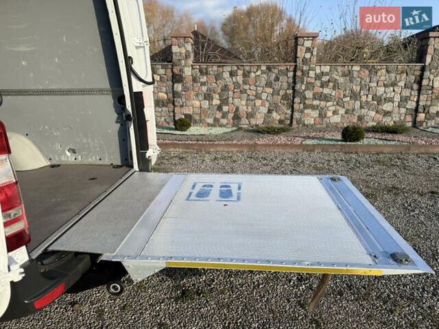 Белый Мерседес Sprinter, объемом двигателя 1.8 л и пробегом 378 тыс. км за 18300 $, фото 59 на Automoto.ua