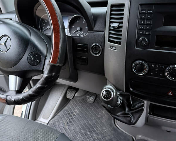 Білий Мерседес Sprinter, об'ємом двигуна 2.99 л та пробігом 150 тис. км за 36000 $, фото 34 на Automoto.ua