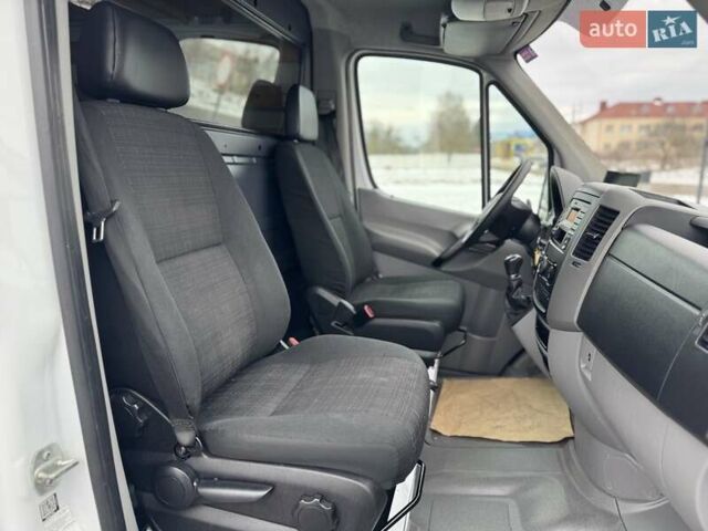 Белый Мерседес Sprinter, объемом двигателя 2.2 л и пробегом 336 тыс. км за 23000 $, фото 51 на Automoto.ua