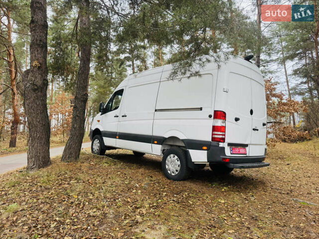 Белый Мерседес Sprinter, объемом двигателя 2.2 л и пробегом 1 тыс. км за 36000 $, фото 2 на Automoto.ua