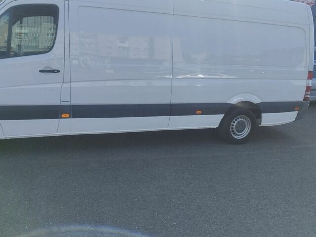 Белый Мерседес Sprinter, объемом двигателя 0 л и пробегом 306 тыс. км за 17200 $, фото 36 на Automoto.ua