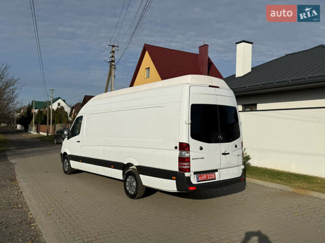 Белый Мерседес Sprinter, объемом двигателя 2.2 л и пробегом 316 тыс. км за 18900 $, фото 5 на Automoto.ua