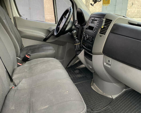 Білий Мерседес Sprinter, об'ємом двигуна 2.14 л та пробігом 398 тис. км за 15400 $, фото 15 на Automoto.ua