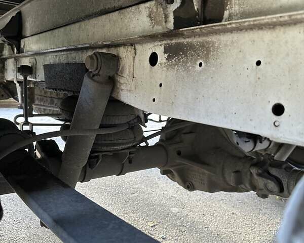 Белый Мерседес Sprinter, объемом двигателя 2.2 л и пробегом 316 тыс. км за 21000 $, фото 7 на Automoto.ua