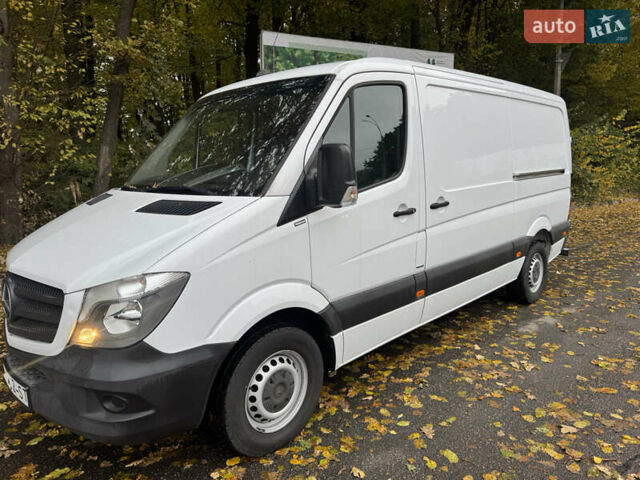 Білий Мерседес Sprinter, об'ємом двигуна 2.2 л та пробігом 271 тис. км за 21200 $, фото 2 на Automoto.ua