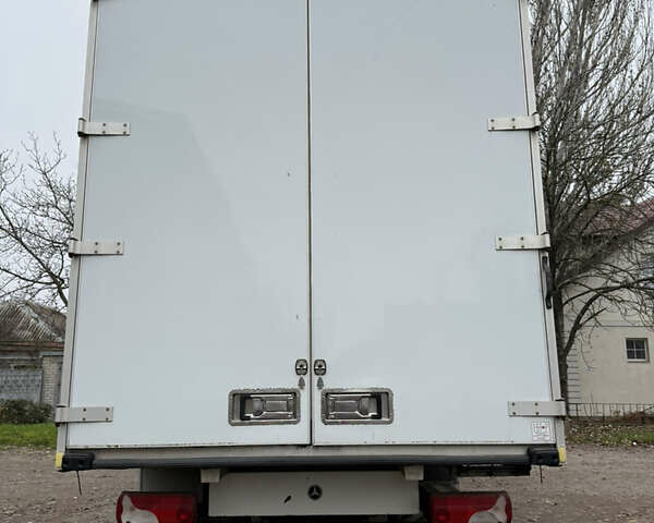 Білий Мерседес Sprinter, об'ємом двигуна 2.99 л та пробігом 150 тис. км за 36000 $, фото 10 на Automoto.ua