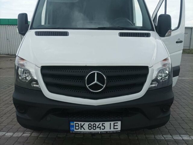 Белый Мерседес Sprinter, объемом двигателя 2.2 л и пробегом 490 тыс. км за 21000 $, фото 1 на Automoto.ua