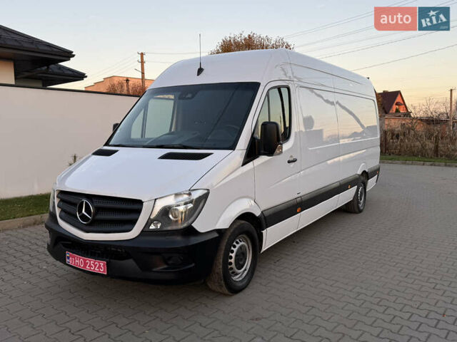 Белый Мерседес Sprinter, объемом двигателя 0 л и пробегом 348 тыс. км за 19300 $, фото 7 на Automoto.ua