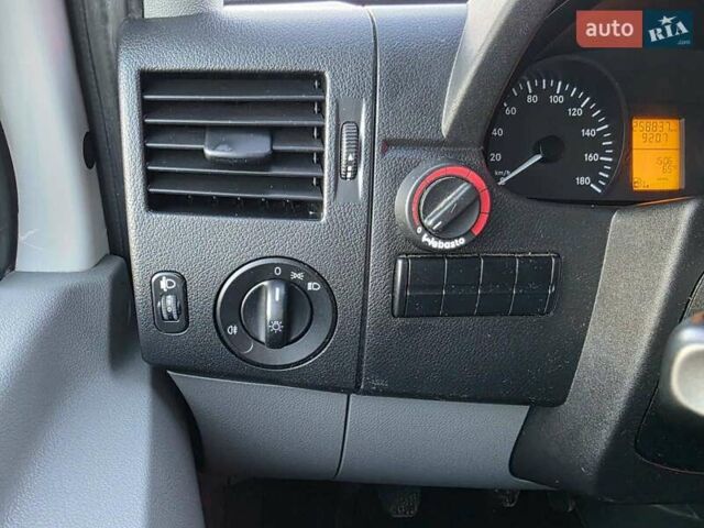 Белый Мерседес Sprinter, объемом двигателя 3 л и пробегом 258 тыс. км за 31500 $, фото 10 на Automoto.ua