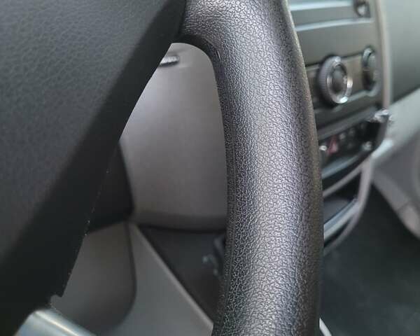 Белый Мерседес Sprinter, объемом двигателя 2.1 л и пробегом 242 тыс. км за 23256 $, фото 15 на Automoto.ua