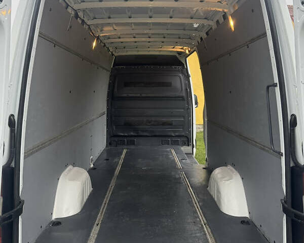 Белый Мерседес Sprinter, объемом двигателя 0 л и пробегом 265 тыс. км за 17900 $, фото 10 на Automoto.ua