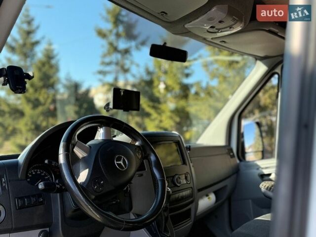 Белый Мерседес Sprinter, объемом двигателя 3 л и пробегом 925 тыс. км за 23000 $, фото 43 на Automoto.ua