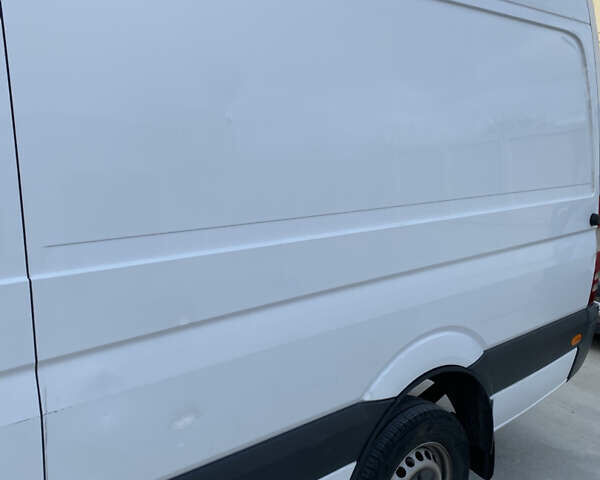 Білий Мерседес Sprinter, об'ємом двигуна 2.14 л та пробігом 398 тис. км за 15400 $, фото 3 на Automoto.ua