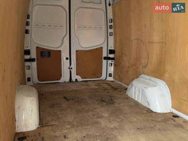 Белый Мерседес Sprinter, объемом двигателя 2.1 л и пробегом 399 тыс. км за 16800 $, фото 51 на Automoto.ua