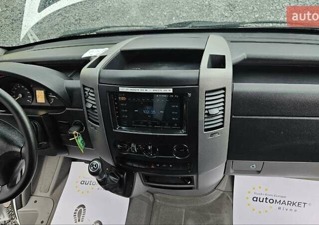 Мерседес Sprinter 2017 у Рівному на Automoto.ua Білий Мерседес Sprinter, об'ємом двигуна 2.2 л та пробігом 175 тис. км за 24800 $, фото 34 на Automoto.ua