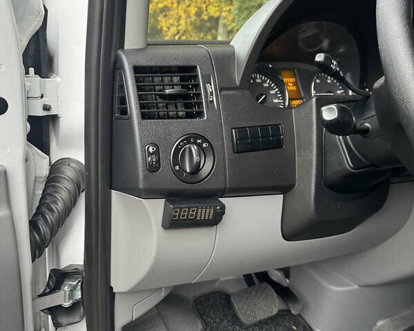 Білий Мерседес Sprinter, об'ємом двигуна 2.2 л та пробігом 271 тис. км за 21200 $, фото 21 на Automoto.ua