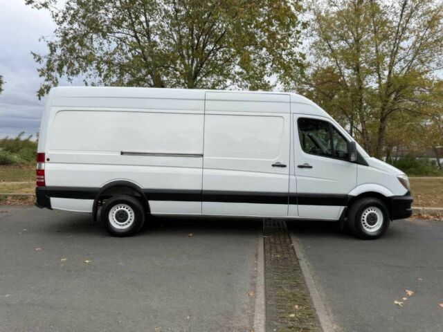 Белый Мерседес Sprinter, объемом двигателя 3 л и пробегом 88 тыс. км за 10500 $, фото 7 на Automoto.ua