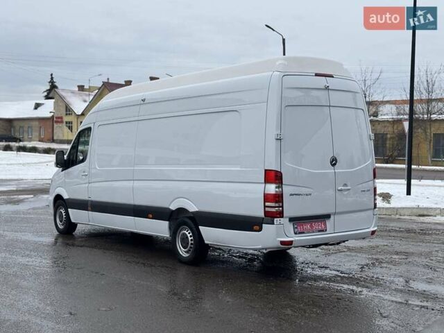 Белый Мерседес Sprinter, объемом двигателя 2.2 л и пробегом 336 тыс. км за 23000 $, фото 9 на Automoto.ua
