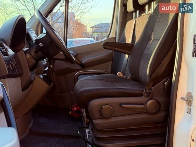 Белый Мерседес Sprinter, объемом двигателя 2.14 л и пробегом 462 тыс. км за 17550 $, фото 8 на Automoto.ua