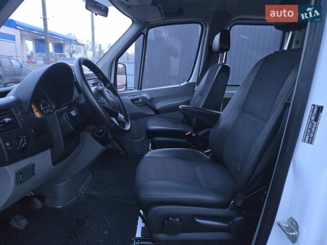 Білий Мерседес Sprinter, об'ємом двигуна 2.3 л та пробігом 238 тис. км за 23600 $, фото 29 на Automoto.ua