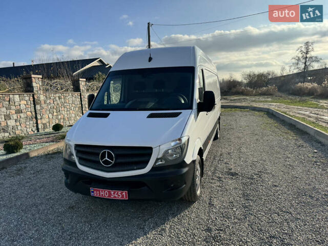 Белый Мерседес Sprinter, объемом двигателя 1.8 л и пробегом 378 тыс. км за 18300 $, фото 8 на Automoto.ua