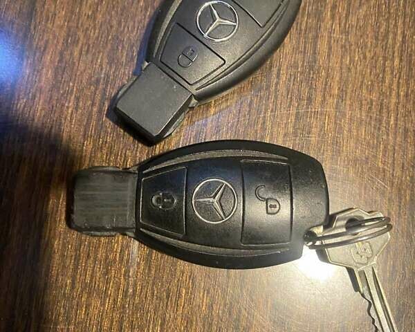 Белый Мерседес Sprinter, объемом двигателя 2.14 л и пробегом 346 тыс. км за 21750 $, фото 5 на Automoto.ua